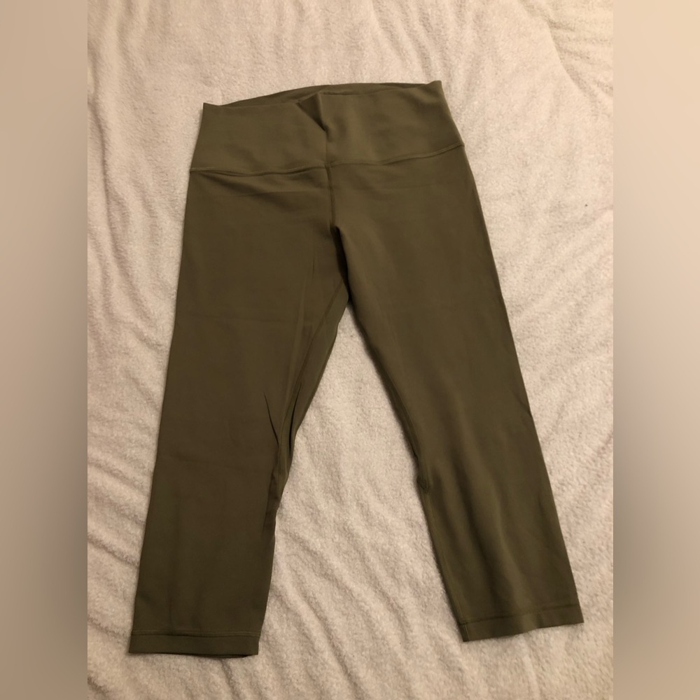 NWOT Lululemon Align High-Rise Crop 21” in Bronze Green - size 12.